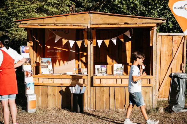 ZRW-Sommerfest, ZRW-Stand (Foto: Martin Koch)